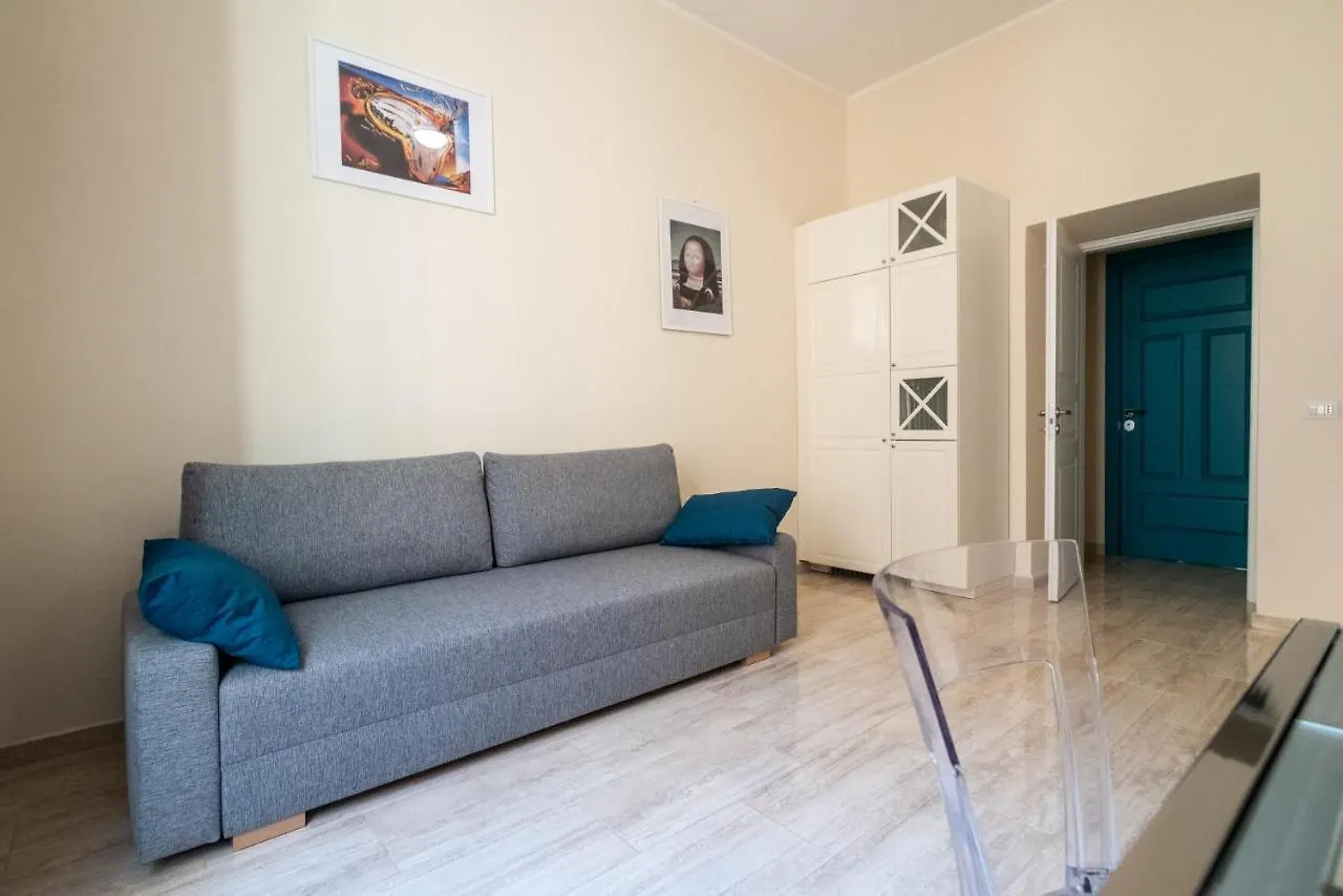 Two-Roomed Flat In The Heart Of Rome - Termini